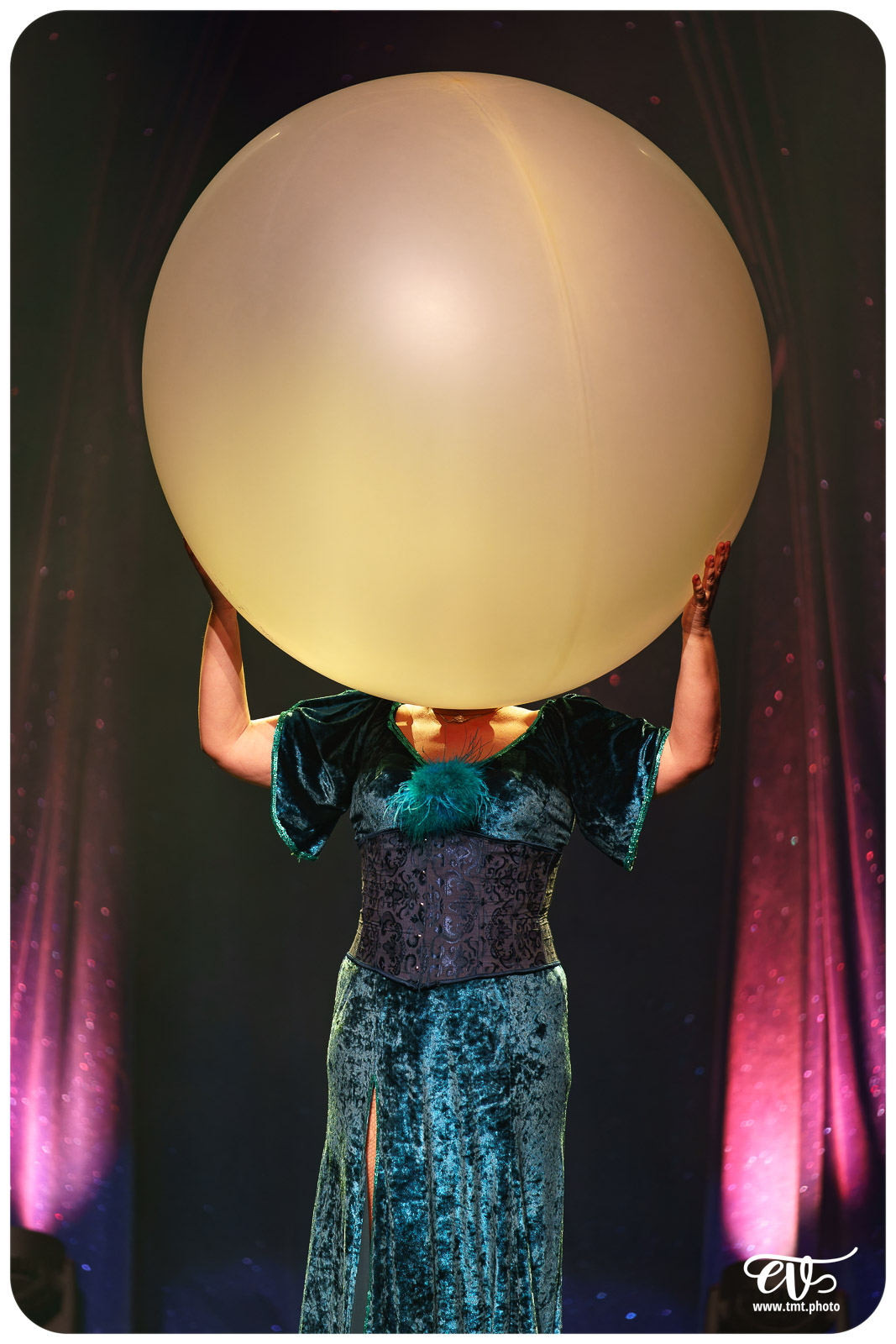 PLEIN FEU (CIE AVRIL EN SEPTEMBRE)